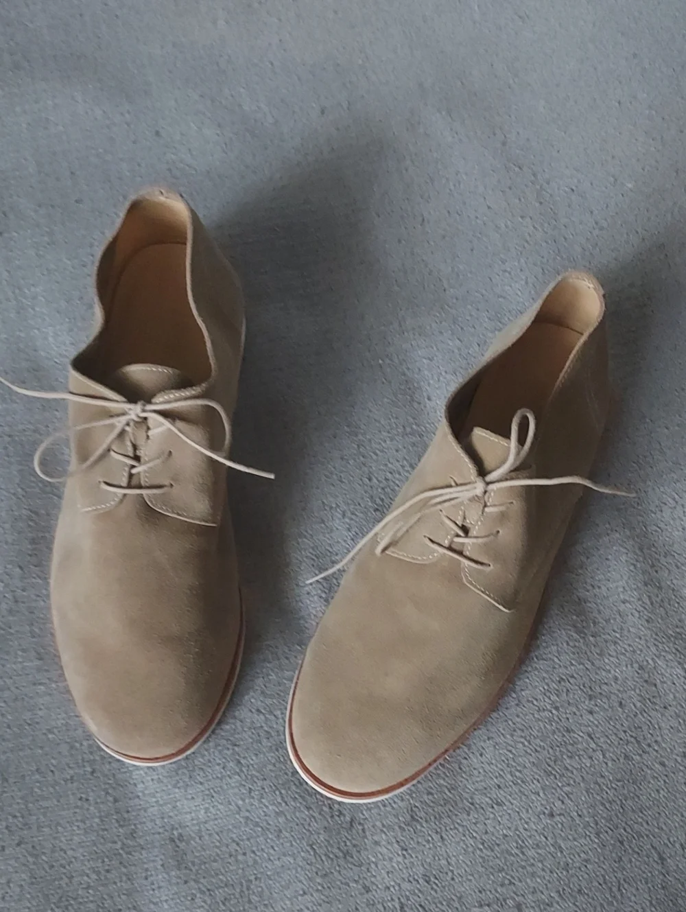 Nisolo Men's Soft Suede Lace-Up Business Casual Shoes in Beige Sz-